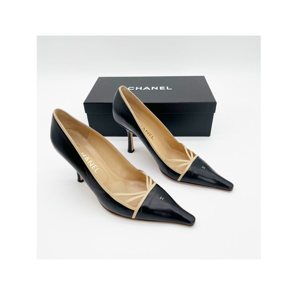 Chanel Vintage Black Leather Pumps Beige Crisscross Straps Micro CC Heels EU 40
